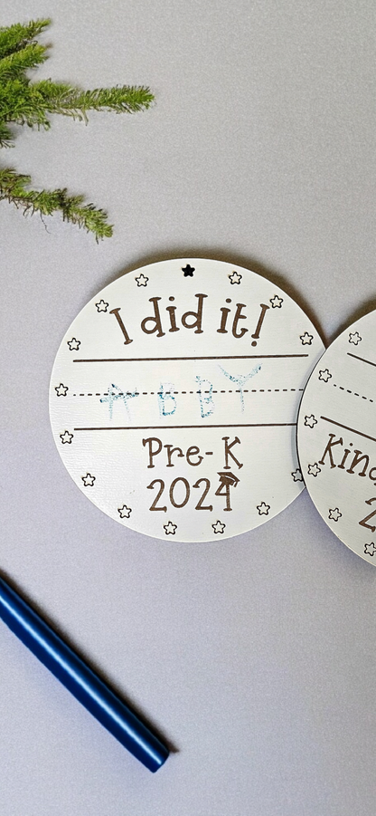 End of year "I did it" ornament or refrigerator magnet